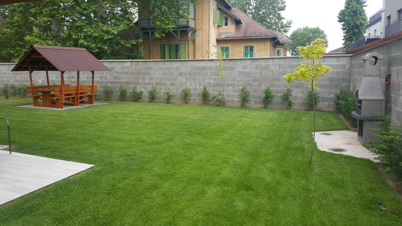 Balaton&Center Wellness Apartman Siófok Buitenkant foto