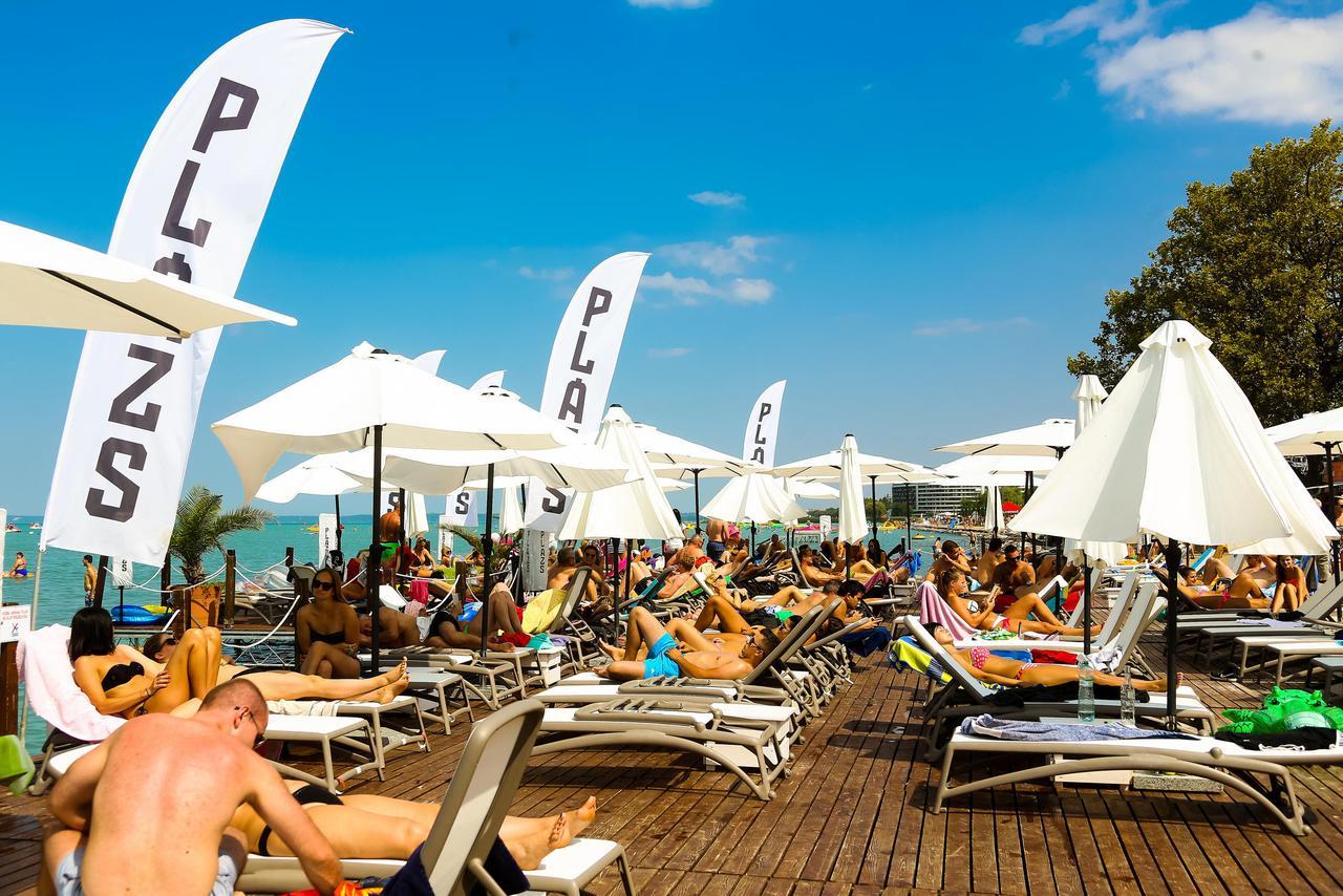 Balaton&Center Wellness Apartman Siófok Buitenkant foto