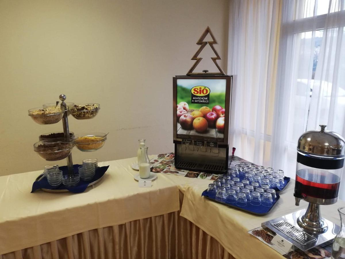 Balaton&Center Wellness Apartman Siófok Buitenkant foto